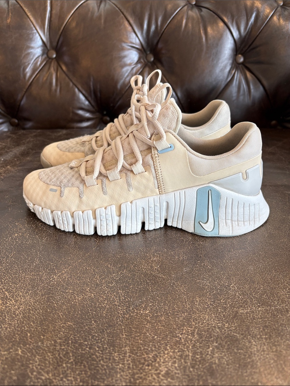 Nike Women’s Beige Athletic Sneakers Size 8